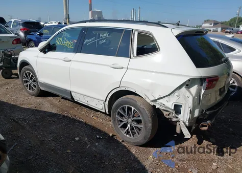 2020 Volkswagen Tiguan 2.0T Se/2.0T Se R-Line Black/2.0T Sel из США, поврежденный, VIN 3VV2B7AX2LM001628